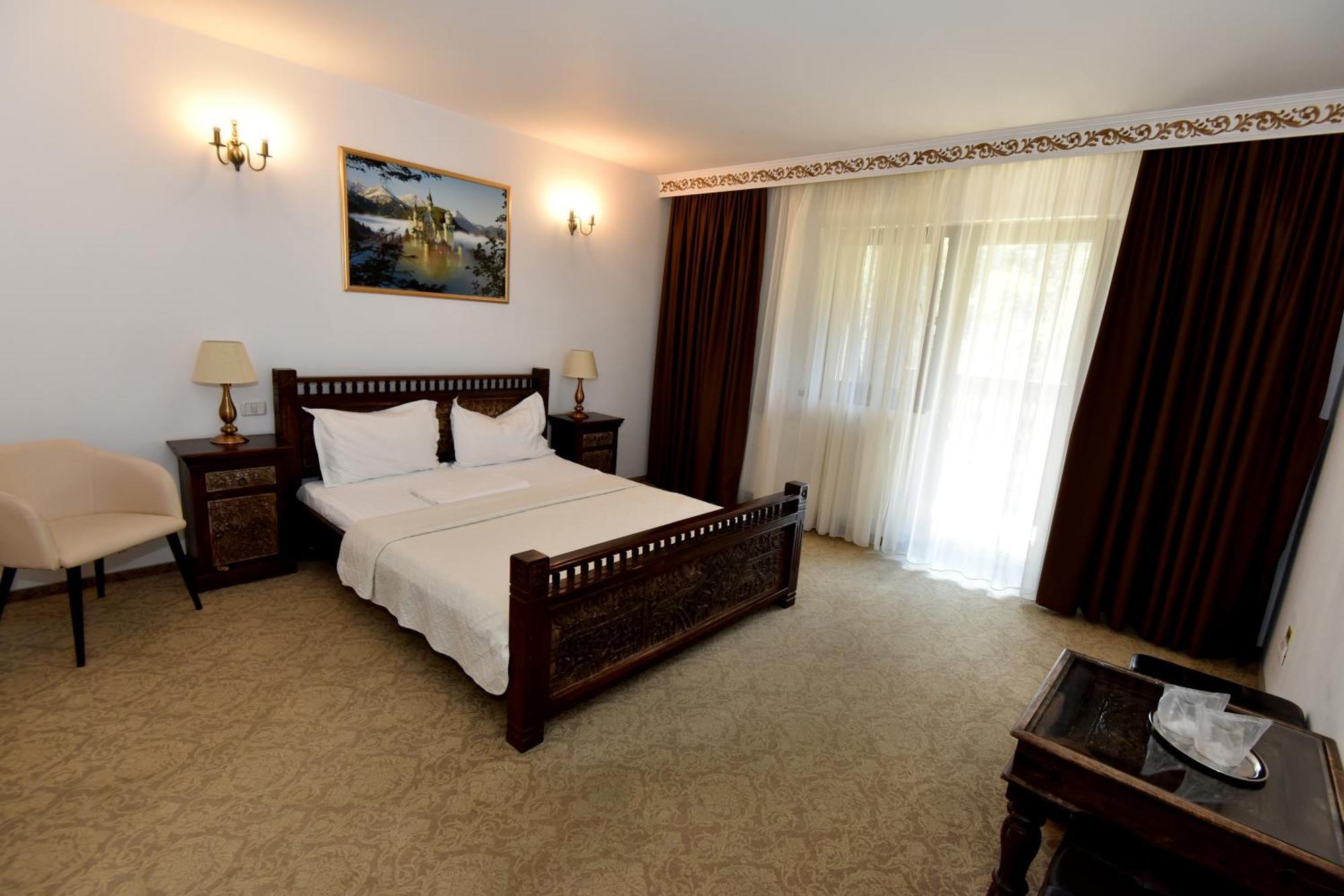 Conac Bavaria Buşteni Exterior foto