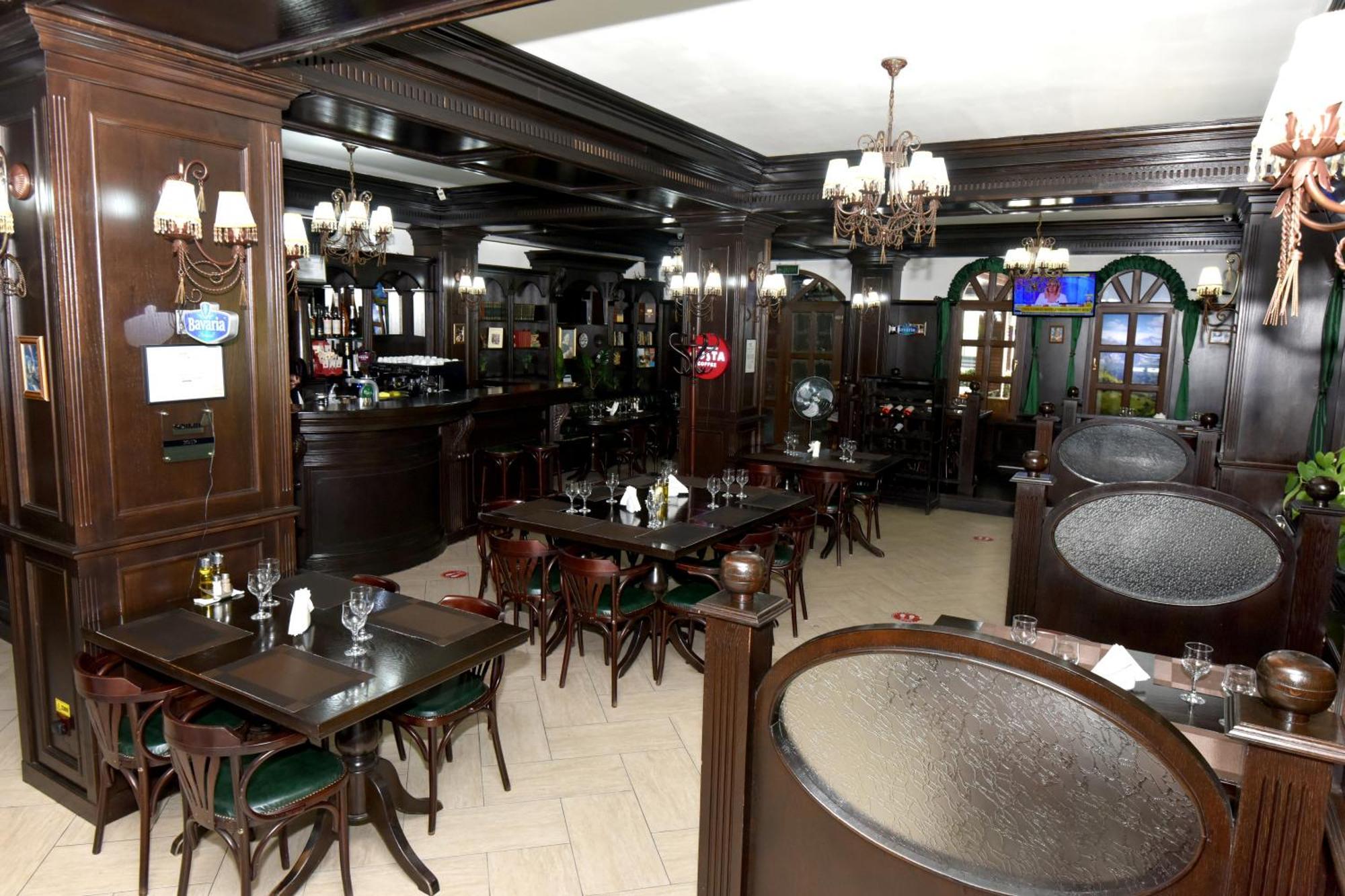 Conac Bavaria Buşteni Exterior foto
