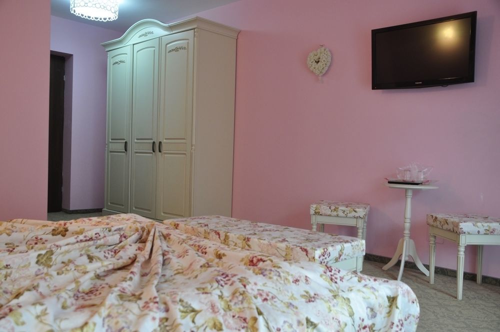 Conac Bavaria Buşteni Exterior foto